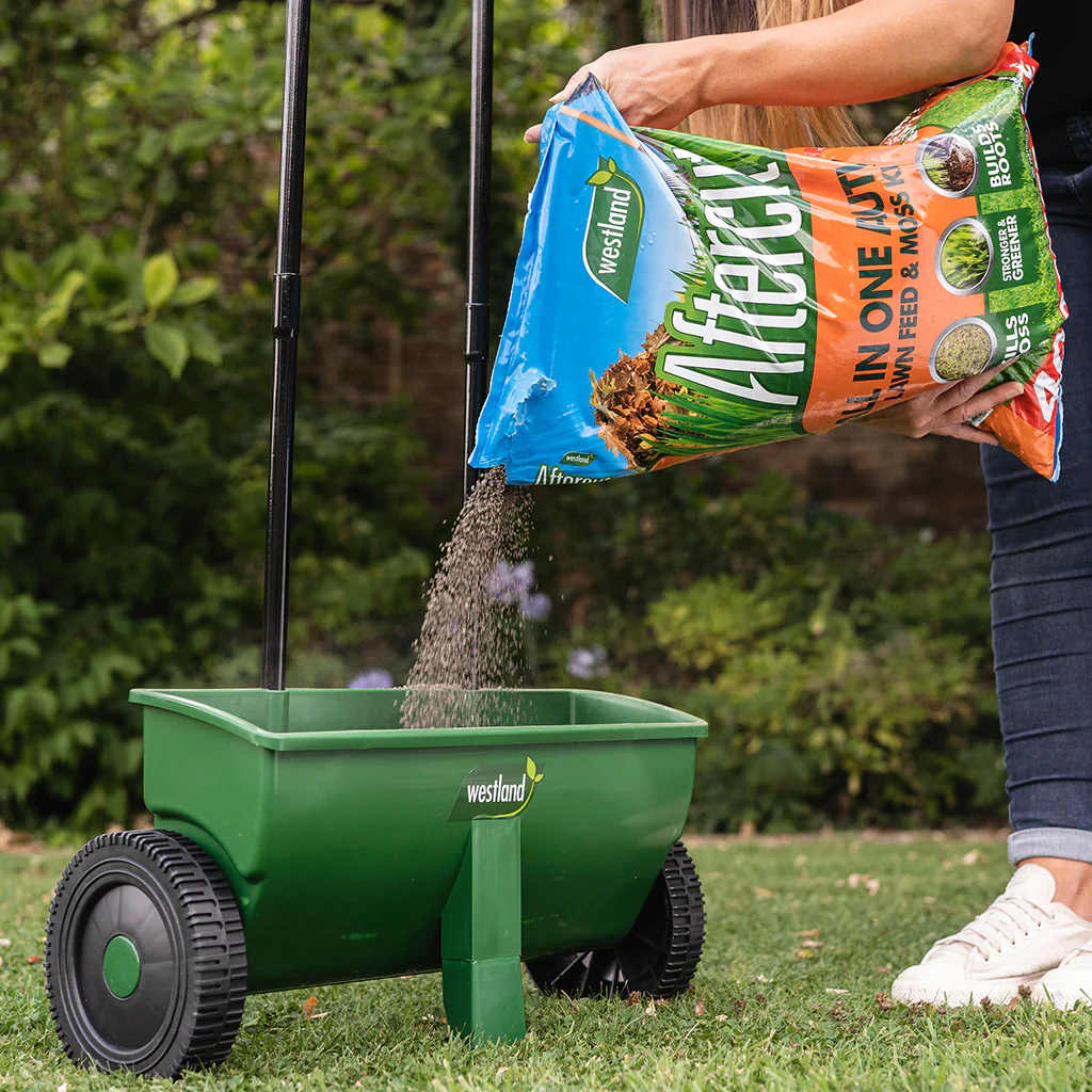 Aftercut All in One Autumn Lawn Feed and Moss Killer - Image 4