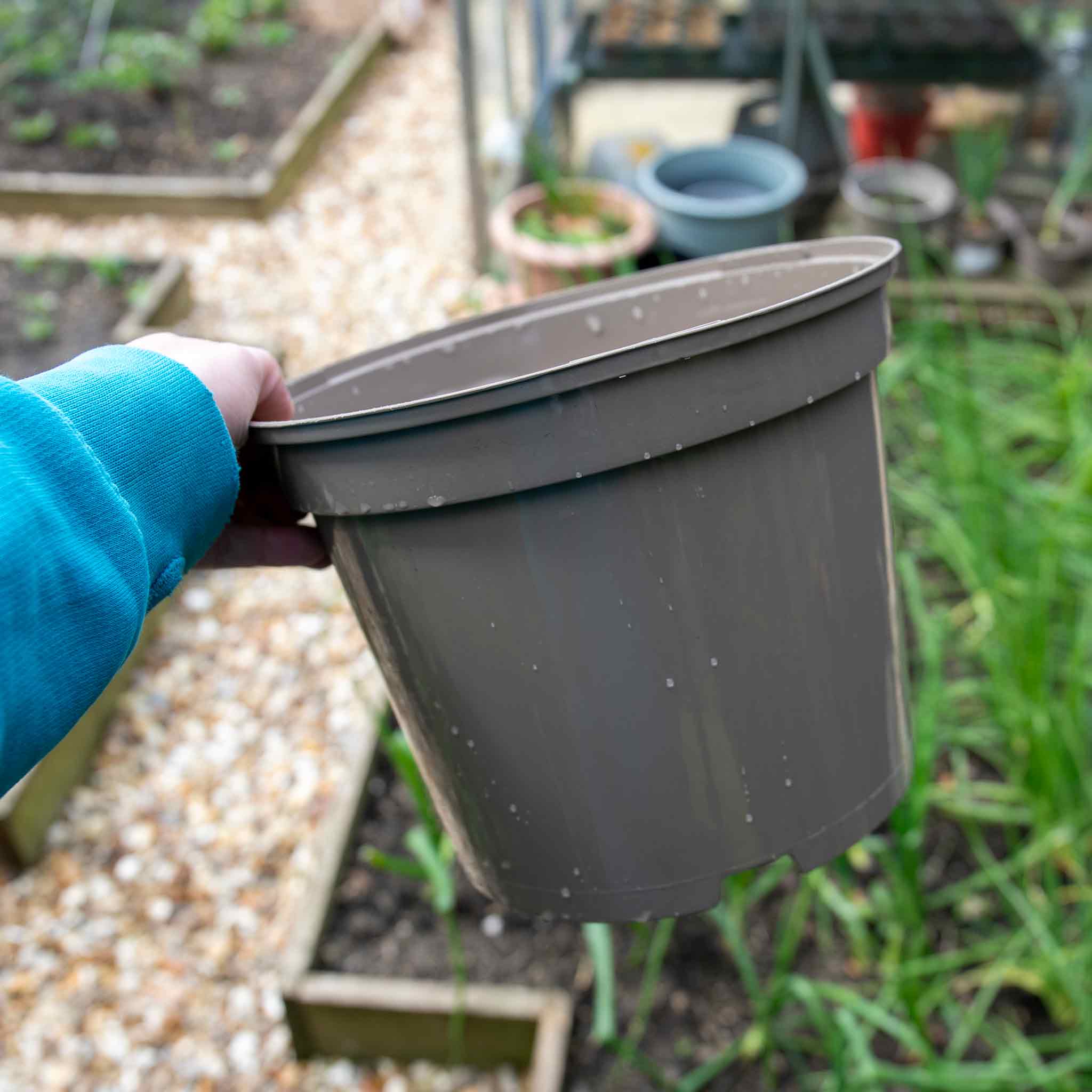 Taupe-Grey Plastic Plant Pots 5L - Image 4