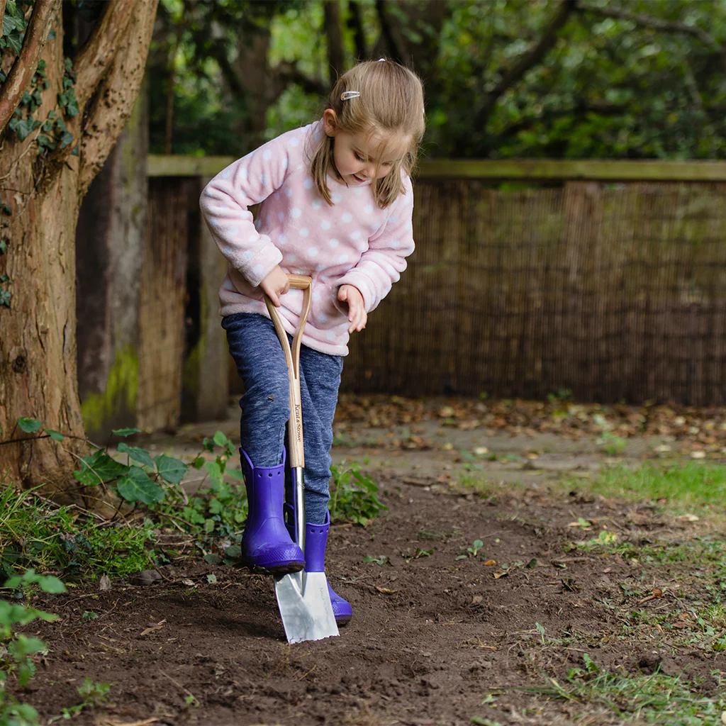 Kent & Stowe Kids Digging Spade - Image 2