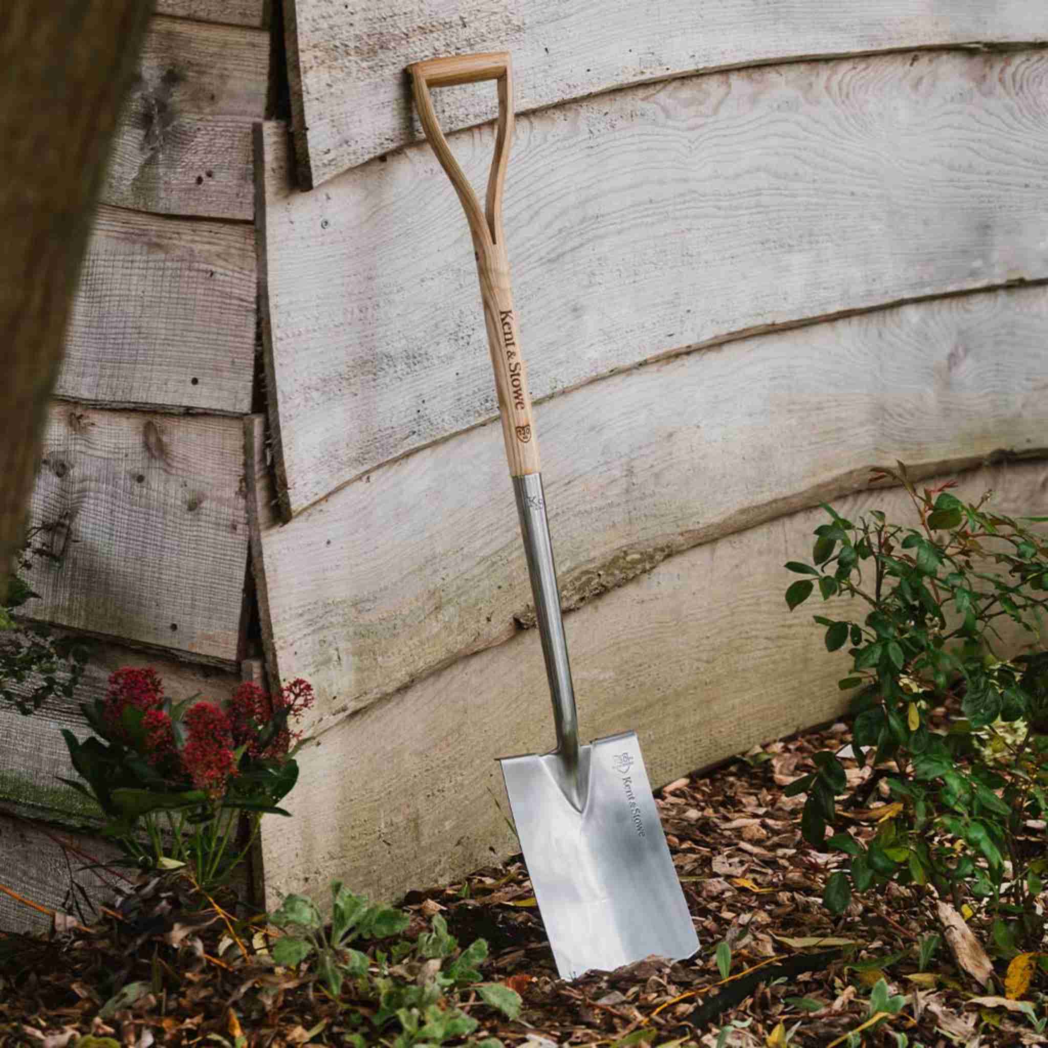 Kent & Stowe The Capability Digging Spade - Image 9