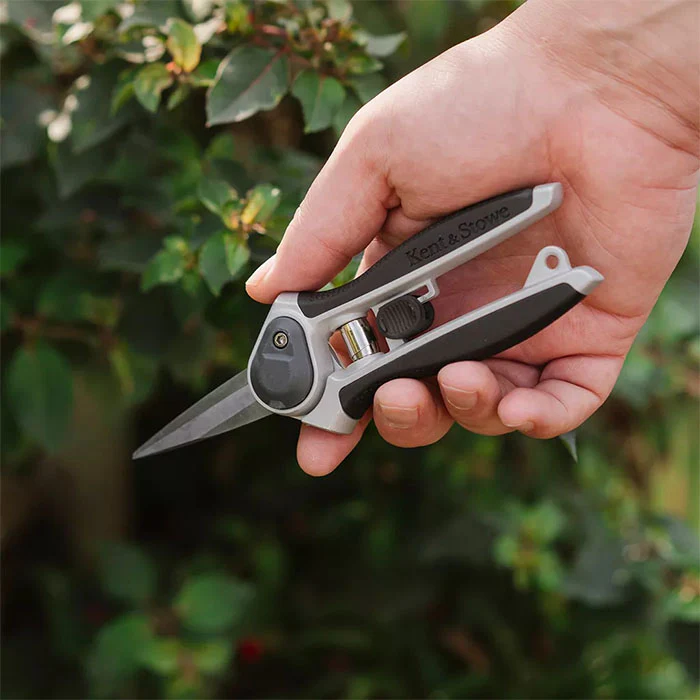 Kent & Stowe Eversharp Garden Snips - Image 2