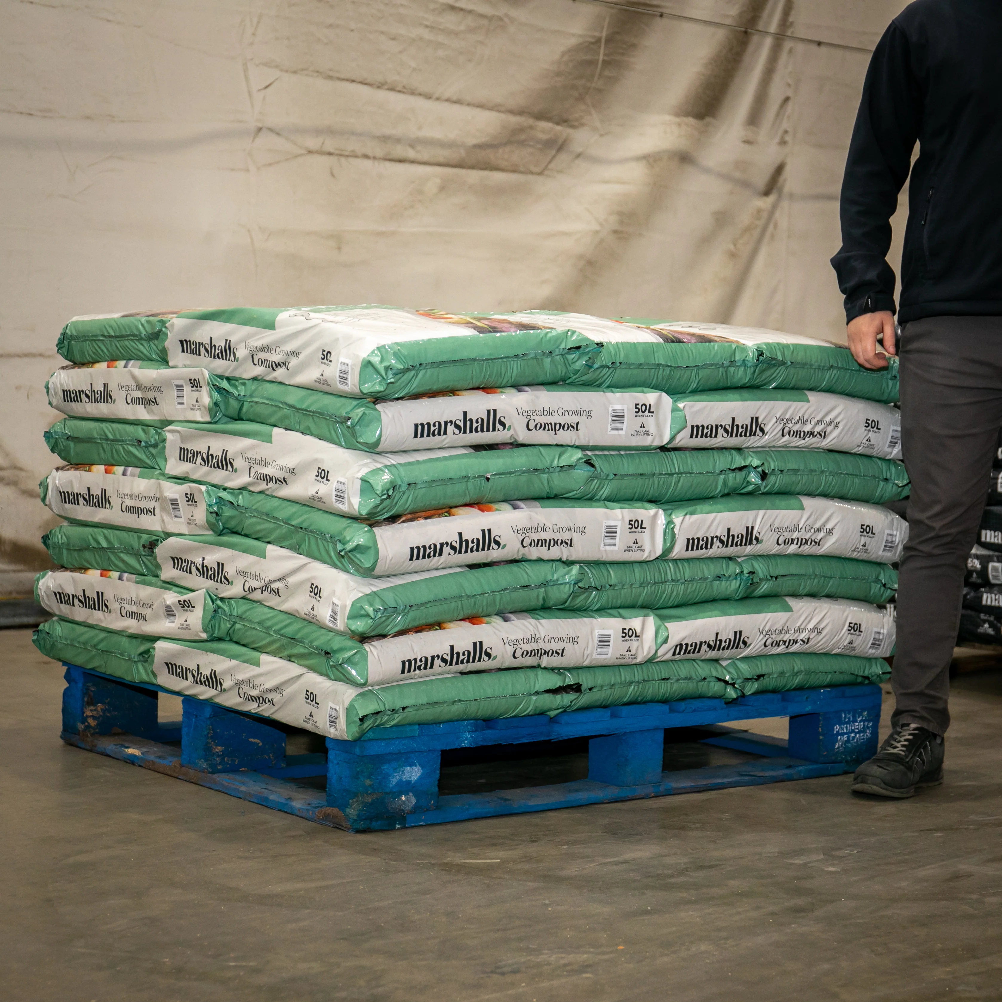 Marshalls Garden Vegetable Compost 50L - Image 4