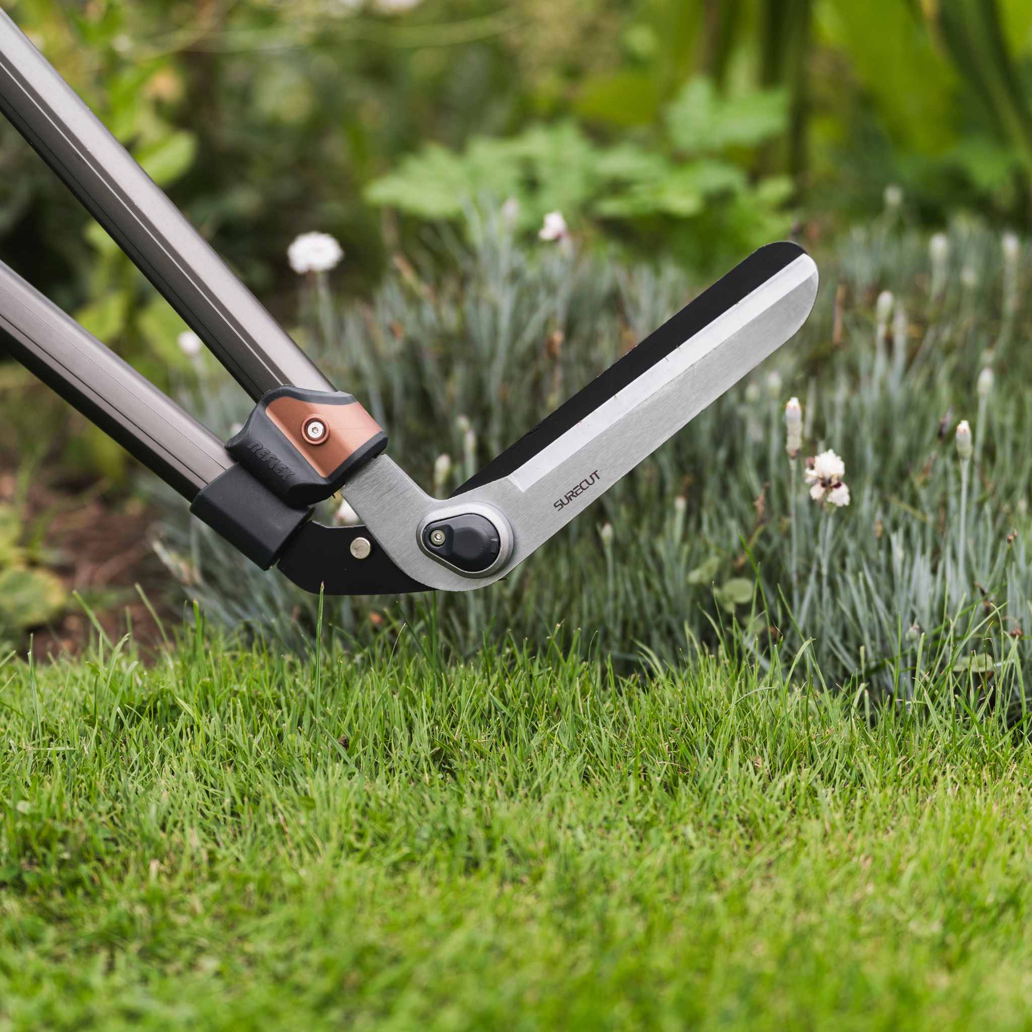 SureCut Adjustable Height Edging Shears - Image 2