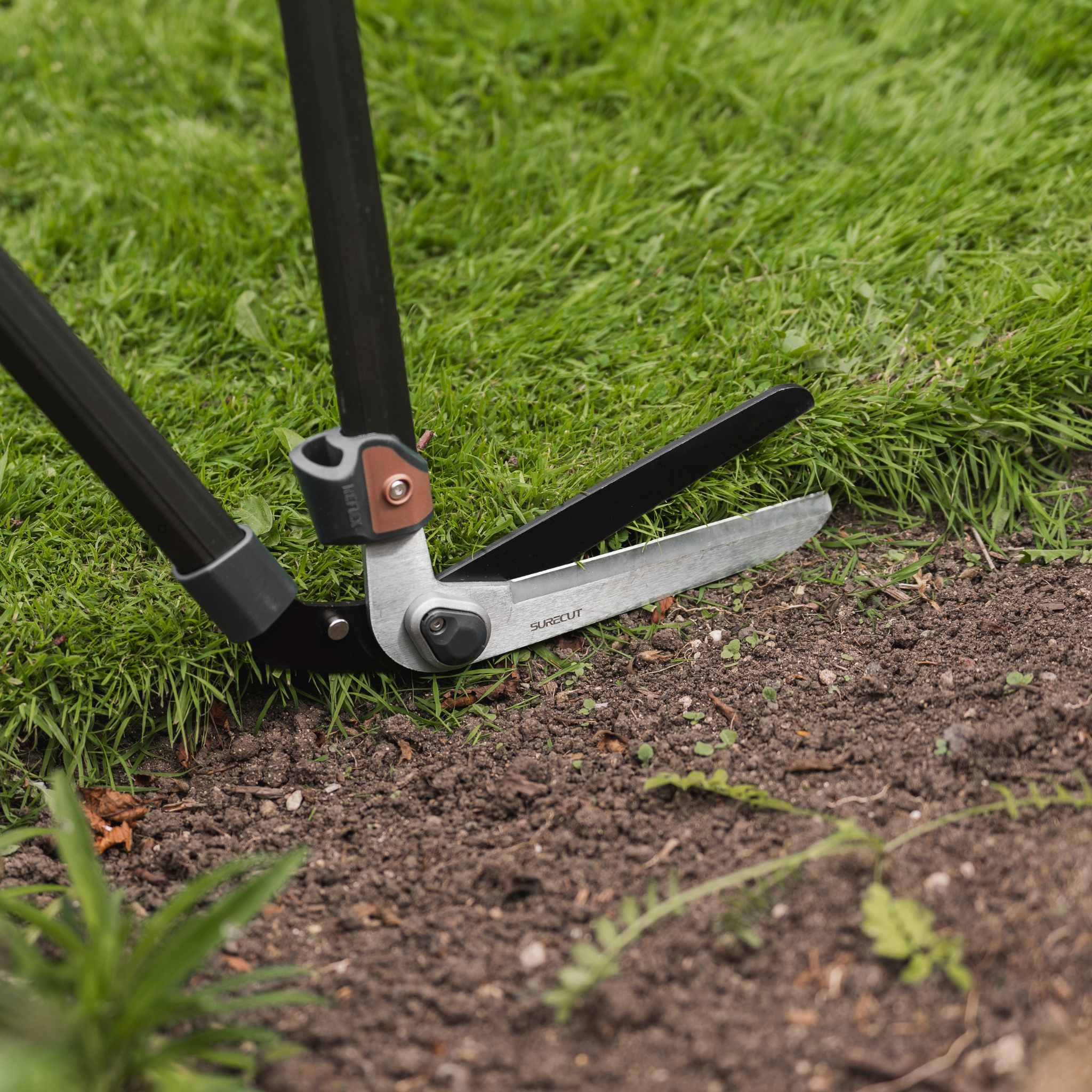 SureCut Adjustable Height Edging Shears - Image 3