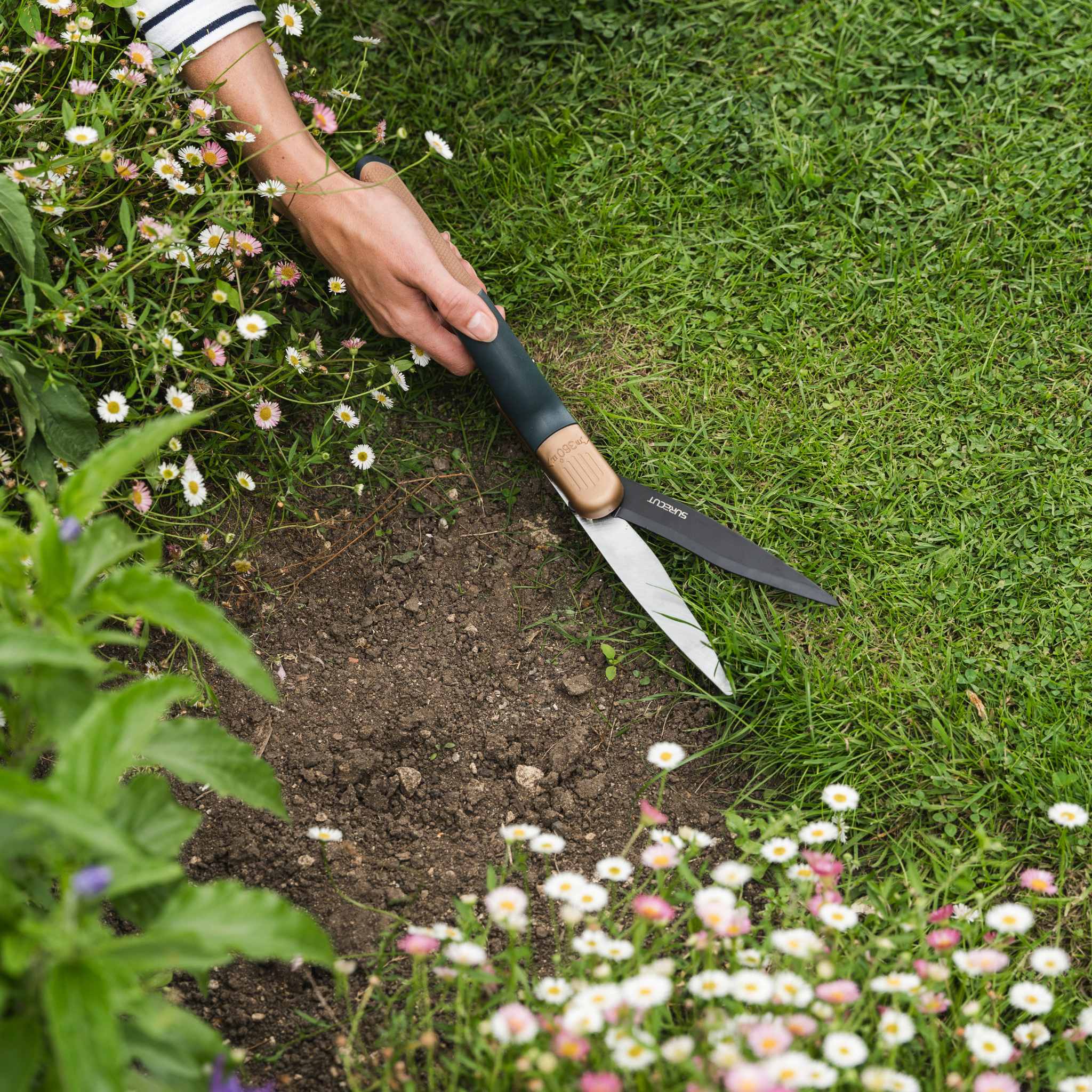 SureCut Single Handed Grass Shears - Image 3